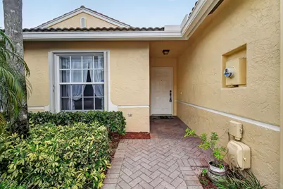 9442 Bridgeport Drive, West Palm Beach, FL 33411 - Photo 7