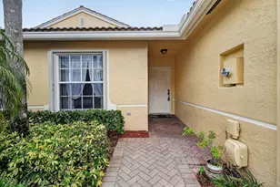 9442 Bridgeport Dr, West Palm Beach, FL 33411 - Photo 7
