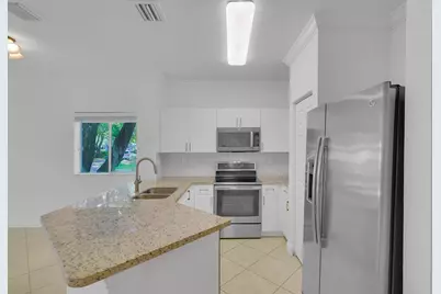 5720 Tuscany Way, Tamarac, FL 33321 - Photo 5