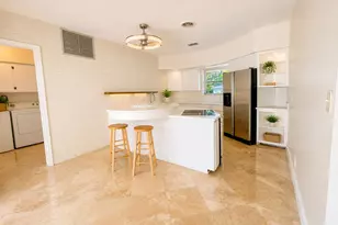 461 SW 54th Ave, Plantation, FL 33317 - Photo 7