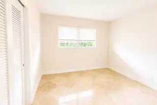 461 SW 54th Ave, Plantation, FL 33317 - Photo 17