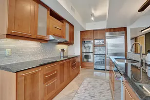 333 Las Olas Way, Fort Lauderdale, FL 33301 - Photo 25