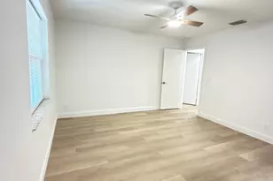 2630 W 28th St, Riviera Beach, FL 33404 - Photo 11