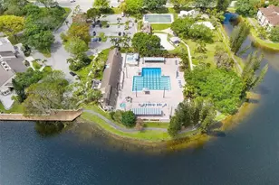 2767 Carambola Cir S, Coconut Creek, FL 33066 - Photo 15