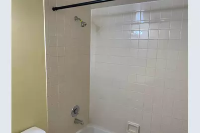 310 Meadows Circle, Boynton Beach, FL 33436 - Photo 15