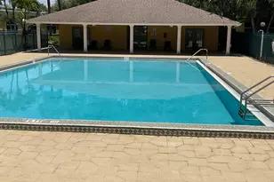 310 Meadows Cir, Boynton Beach, FL 33436 - Photo 27