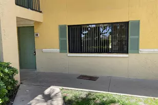 310 Meadows Cir, Boynton Beach, FL 33436 - Photo 1