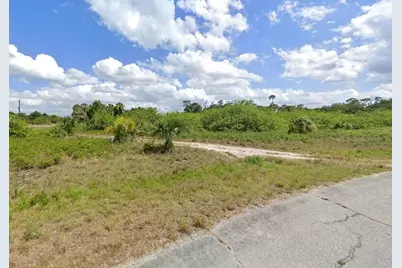 523 Independence Drive, Labelle, FL 33935 - Photo 1