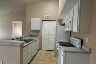 141 SW Palm Dr, Port Saint Lucie, FL 34986 - Photo 7