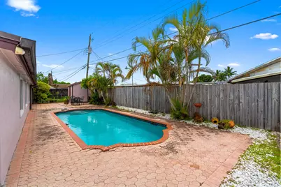 6160 W 14th Avenue, Hialeah, FL 33012 - Photo 19