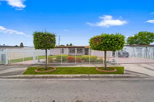 6160 W 14th Ave, Hialeah, FL 33012 - Photo 1