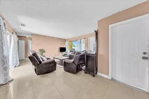 3560 NW 34th Way, Lauderdale Lakes, FL 33309 - Photo 7