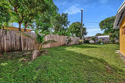 3560 NW 34th Way, Lauderdale Lakes, FL 33309 - Photo 33