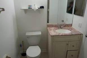 213 Lake Pointe Dr, Oakland Park, FL 33309 - Photo 13