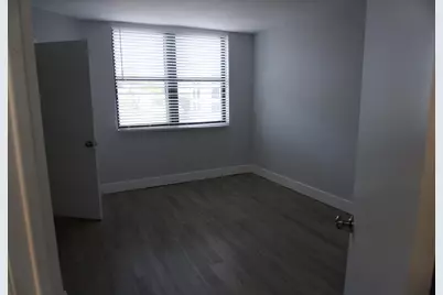 213 Lake Pointe Drive #211, Oakland Park, FL 33309 - Photo 19