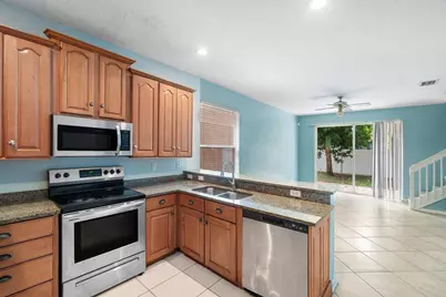 5453 Queenship Court, Greenacres, FL 33463 - Photo 13