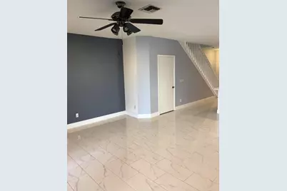 401 SW 120th Avenue, Pembroke Pines, FL 33025 - Photo 15