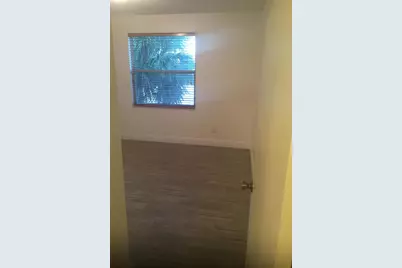 401 SW 120th Avenue, Pembroke Pines, FL 33025 - Photo 23