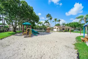 4393 Carambola Cir N, Coconut Creek, FL 33066 - Photo 55