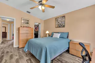 6001 Harbor Isle Way, Tamarac, FL 33321 - Photo 37