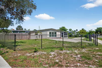 300 SW 25th Avenue, Fort Lauderdale, FL 33312 - Photo 3