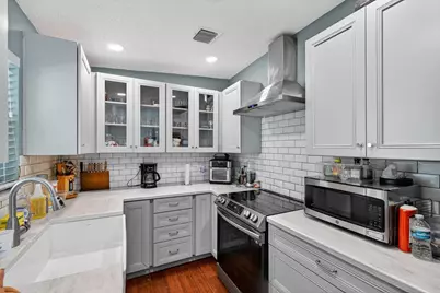300 SW 25th Avenue, Fort Lauderdale, FL 33312 - Photo 13