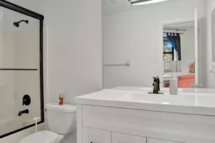 1122 NW 79th Dr, Plantation, FL 33322 - Photo 27