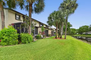 4587 Carambola Cir S, Coconut Creek, FL 33066 - Photo 37