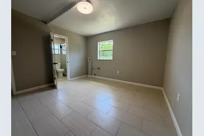 148 SE 6th Street N, Belle Glade, FL 33430 - Photo 19