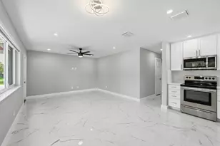 4380 NW 59th Ct, North Lauderdale, FL 33319 - Photo 7