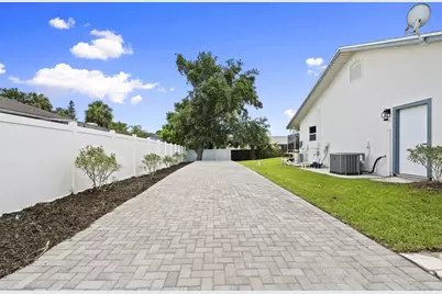 1952 SW Import Drive, Port Saint Lucie, FL 34953 - Photo 45