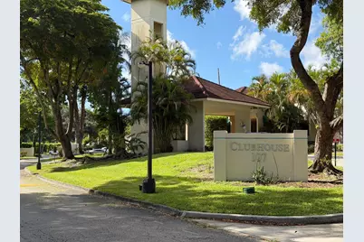 118 Lake Emerald Drive #107, Oakland Park, FL 33309 - Photo 27