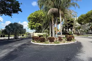 118 Lake Emerald Dr, Oakland Park, FL 33309 - Photo 1