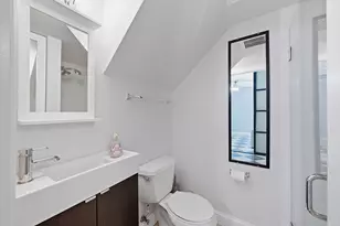 542 NE 7th Ave, Fort Lauderdale, FL 33301 - Photo 29