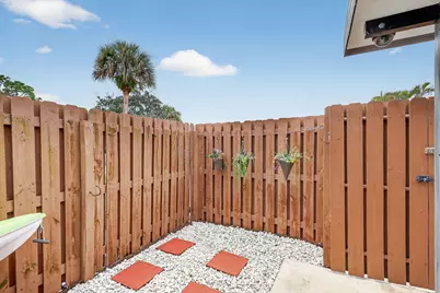 5612 SE Riverboat Drive #104, Stuart, FL 34997 - Photo 5