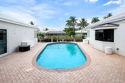 1332 SW Tamarind Way, Boca Raton, FL 33486 - Photo 27
