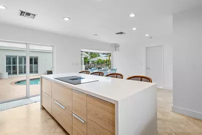 1332 SW Tamarind Way, Boca Raton, FL 33486 - Photo 13