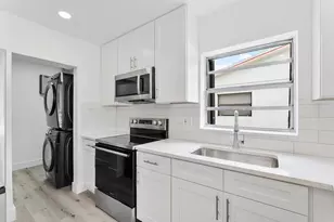 488 NW 2nd Terrace, Deerfield Beach, FL 33441 - Photo 5