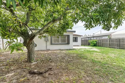 488 NW 2nd Terrace, Deerfield Beach, FL 33441 - Photo 9