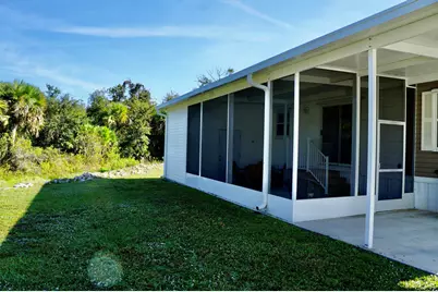 325 Mockingbird Avenue, Fort Pierce, FL 34982 - Photo 3