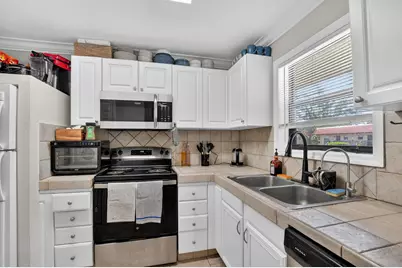 21895 Lake Forest Circle #201, Boca Raton, FL 33433 - Photo 5