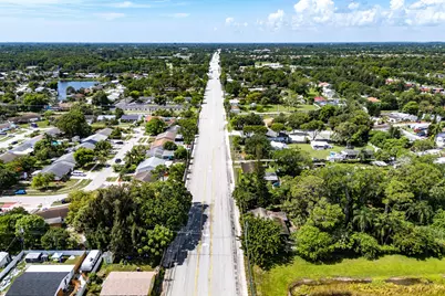 4401 S Haverhill Road, Lake Worth, FL 33463 - Photo 13