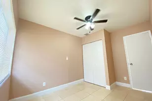 16 NE 9th Ave, Deerfield Beach, FL 33441 - Photo 9