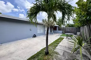 16 NE 9th Ave, Deerfield Beach, FL 33441 - Photo 13