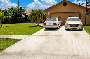 5202 El Claro Cir, West Palm Beach, FL 33415 - Photo 1