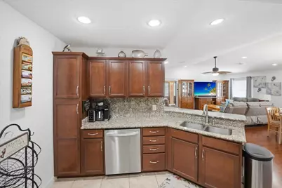 130 Mediterranean Boulevard N, Port Saint Lucie, FL 34952 - Photo 5