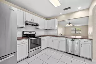 191 Mastic Tree Ct, Royal Palm Beach, FL 33411 - Photo 17