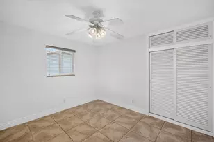 7151 SW 5th Ct, Pembroke Pines, FL 33023 - Photo 23