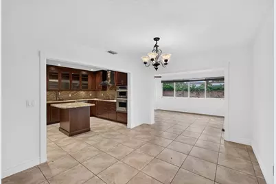 7151 SW 5th Court, Pembroke Pines, FL 33023 - Photo 15