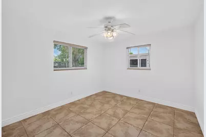 7151 SW 5th Court, Pembroke Pines, FL 33023 - Photo 11